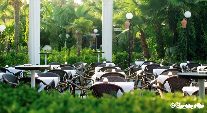 نمای بار گاردن هتل کلاب سرا